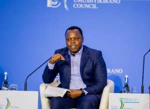 Minisitiri w'Urubyiruko yagaragaje igisubizo cyatuma inda ku bangavu zigabanuka