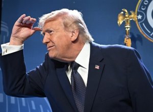 Trump yatangaje ko intambara izarangira vuba, Iran ivuga ko atari we ubigena