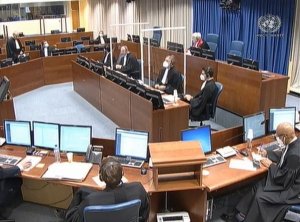 Kabuga Felicien yongeye kubwira urukiko ko adashaka umwunganira