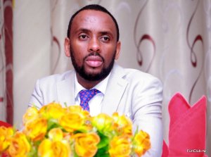 Munyakazi Sadate yigaritse umukobwa wamushinje ko yamufashe ku ngufu