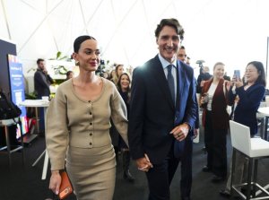 Justin Trudeau waryohewe n'urukundo yajyanye na Katy Perry muri ‘World Economic Forum'