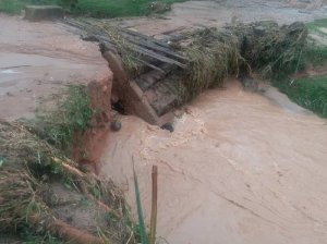 Rutsiro Imvura yahitanye umuntu inasenya ibikorwa remezo byinshi