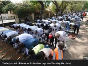 Nijeriya: Bari gufunga ufashwe arya mu masaha yo kwiyiriza (Ramadan)