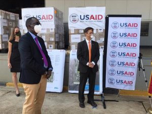 U Rwanda rwakiriye inkunga y'imashini 100 zifasha abantu guhumeka rwahawe na USA 