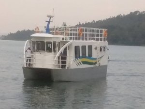 Rusizi: Abatuye ku kirwa cya Nkombo bashyikirijwe ubwato bemerewe na Perezida Paul Kagame