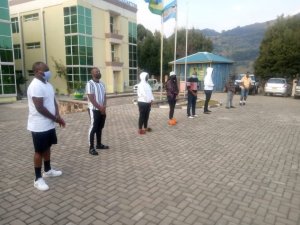 King James na Shaddy Boo bafatiwe I Rutsiro barenze ku mabwiriza yo kwirinda Covid-19 