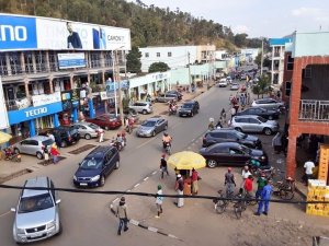 "Ntitudohoke nk'abaciye ikiziriko"-Minisitiri Busingye aburira Abanyarwanda