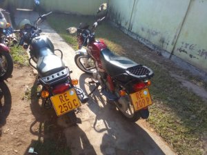 Gasabo:Polisi yafashe ukekwaho kwiba moto 2 zo mu rugo rw'Umunyamerika