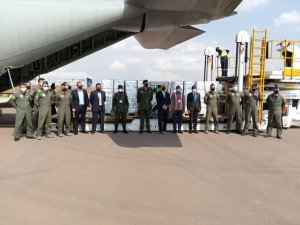 Ubugereki bwahaye u Rwanda inkingo za Covid-19 doze ibihumbi 200