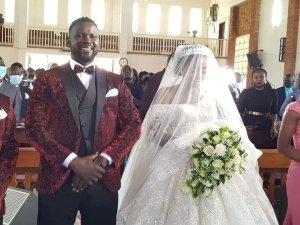 Umuhanzikazi Cindy Sanyu yakoze ubukwe n'umugabo bagiye kubyarana [AMAFOTO]