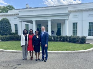 Umukobwa wa Rusesabagina yatangaje ko we n'umuryango we bakiriwe muri White House