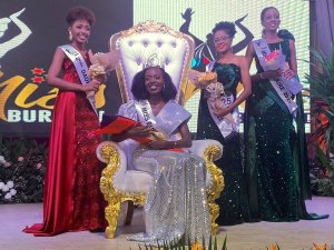 Ngaruko Kelly yegukanye ikamba rya Miss Burundi 2022 [AMAFOTO]
