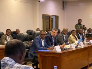 PAC yanenze EDCL guha mafaranga nyoroshya rugendo arenga agenerwa abakozi ba leta