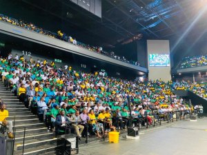 Perezida Kagame yahaye ubutumwa bukomeye abarimu ku munsi wabo