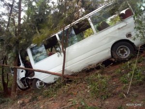 Perezida Kagame yihanganishije abana bakoze impanuka abizeza inkunga