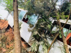 Umwana umwe mu bari muri Bisi yakoze impanuka yapfuye 