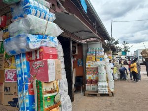 MINICOM yaciye amande abacuruzi 20 binangiye bakanga kubahiriza ibiciro bishya