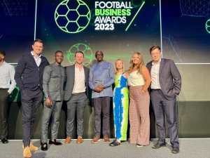 Ikipe ya Arsenal yegukanye igihembo gikomeye kubera kwamamaza Visit Rwanda 