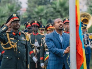 Abiy Ahmed yaburiye ibihugu 'biteganya gutera' Ethiopia