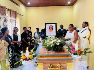 Ngoma: Guverineri Rubingisa yahumurije abarokotse Jenoside mu gushyingura Nduwamungu