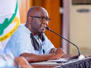 Alain Mukuralinda Umuvugizi wungirije wa Guverinoma y' U Rwanda ari muri koma