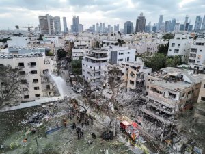 Ibihugu by'i Burayi bigiye kuganira na Iran ku ikoreshwa ry'ingufu za nucléaire