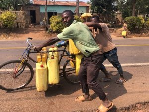 WASAC Group yijeje gukosora ibibazo bigaragara mu isaranganya ry'amazi