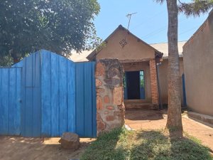 Rwamagana: Umwarimukazi yishwe akaswe ijosi harakekwa Umugabo we