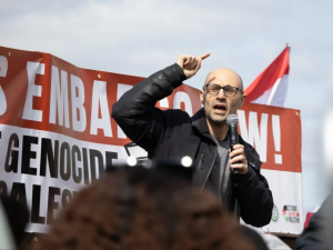 Abanyarwanda baba muri Canada bamaganye umunyapolitiki wapfobeje Jenoside yakorewe Abatutsi