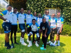 Abazahagararira u Rwanda muri Shampiyona y'Isi y'Amagare bahinduye aho bakoreraga umwiherero