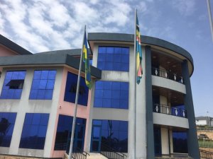 Abantu 11 baregwa gucukura amabuye y'agaciro bitemewe barashinjana