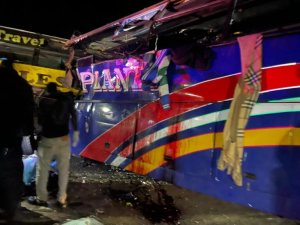 Impanuka y'imodoka yahitanye abarenga 60