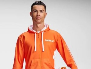 Cristiano Ronaldo yaciye agahigo katarakorwa n'undi muntu ku Isi