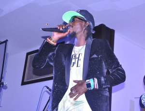 Mowzey Radio yitabye Imana yitegura kwimukira mu Rwanda