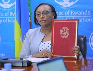 U Rwanda na Zimbabwebasinye amasezerano yo guhana abarimu[Yavuguruwe]