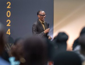 Perezida Kagame yahaye ubutumwa abifuza gushwanyaguza u Rwanda