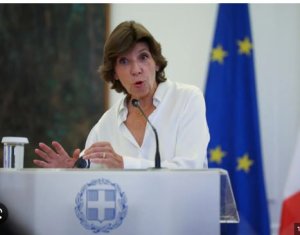 Igihugu cy'ubufaransa cyafashe mu mugongo abanyarwada bahuye n'ibiza 