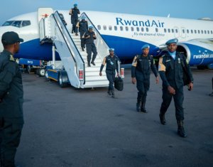 Abapolisi b'u Rwanda basimburanye mu butumwa bw'amahoro muri Centrafrique