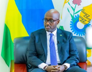 Nduhungirehe yanenze ukubogama k'umunyamakuru wabajije Boulos ku bibazo by'u Rwanda na RDC