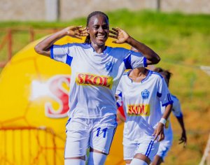 Umukinnyi wa Rayon Sports yari apfiriye mu kibuga nyuma yo kugira ikibazo umushoferi w'imbangukiragutabara akabura