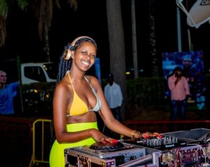 DJ Sonia yahaye gasopo Irené Murindahabi