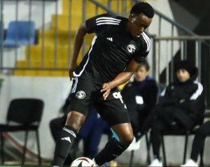 Uko Abanyarwanda bakina hanze bitwaye mu mpera z'icyumweru