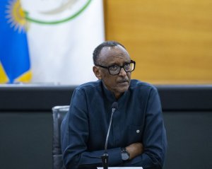 Perezida Kagame yamaze impungenge abatekereza ko AI izabatwara akazi