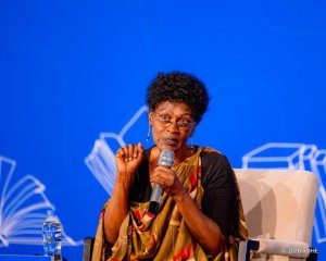 Yolande Mukagasana ntiyumva uburyo umugore wa Habyarimana yiyise ‘umutagatifu wiberaga mu murima'