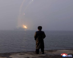 Igisasu cya Koreya ya Ruguru cyakangaranyije Koreya y'Epfo n'u Buyapani