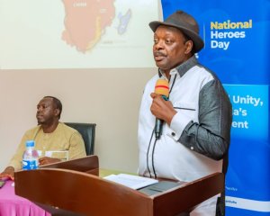 Amb. Nkurunziza yasabye abiga muri ILPD kugira uruhare mu kwigenga kwa Afurika