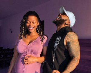 Corazon Kwamboka wamenyekaniye mu gusakaza amafoto y'ubwambure bwe yabyaranye n'umusore wamukoreshaga imyitozo[AMAFOTO]