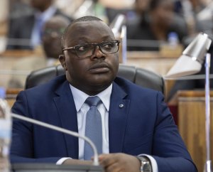 “Hari benshi yatekeye umutwe” Byinshi wamenya ku ifungwa rya Dr. Nibishaka 