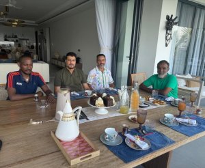 Super Manager yafashije ikipe yo muri Kenya kubona umutoza w'Umunyabigwi