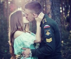 Leta y'u Burusiya yatangiye kurwanya abagore bashyingiranwa n'abasirikare bagamije gusa kuzungura ibyabo.